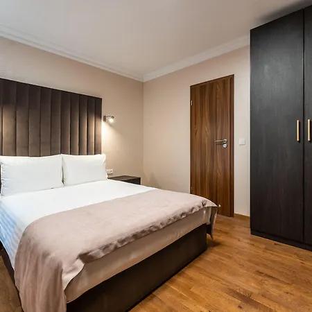 Old Plaza 3* Ρίγα